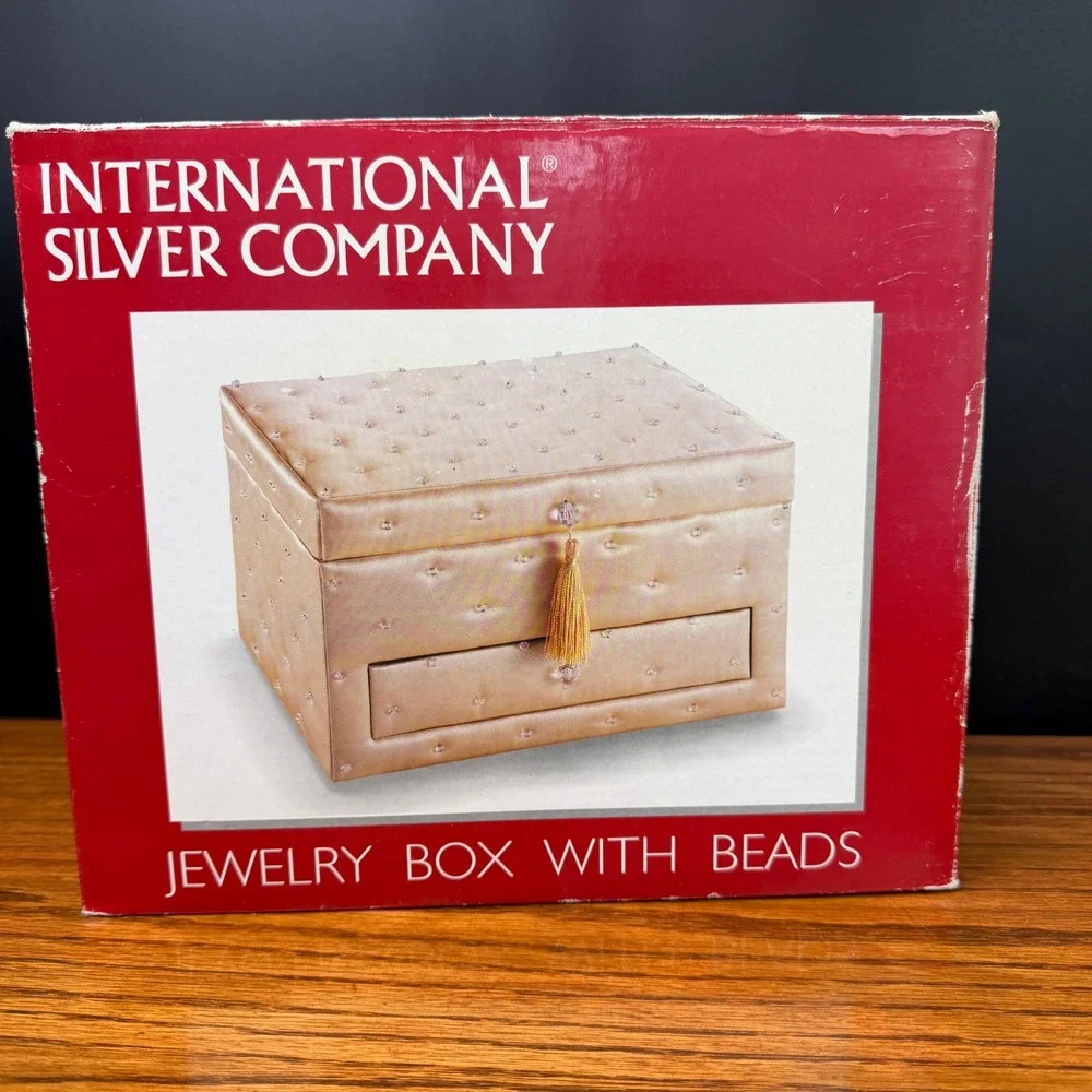 International Silver Company Jewelry Box, Cream Beaded Tassel Fabric Chest NWT